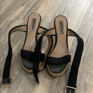 Steve Madden crochet wedges